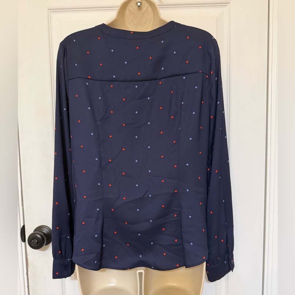 41 Hawthorn Navy Print Button-Front Blouse Medium - Picture 4 of 5